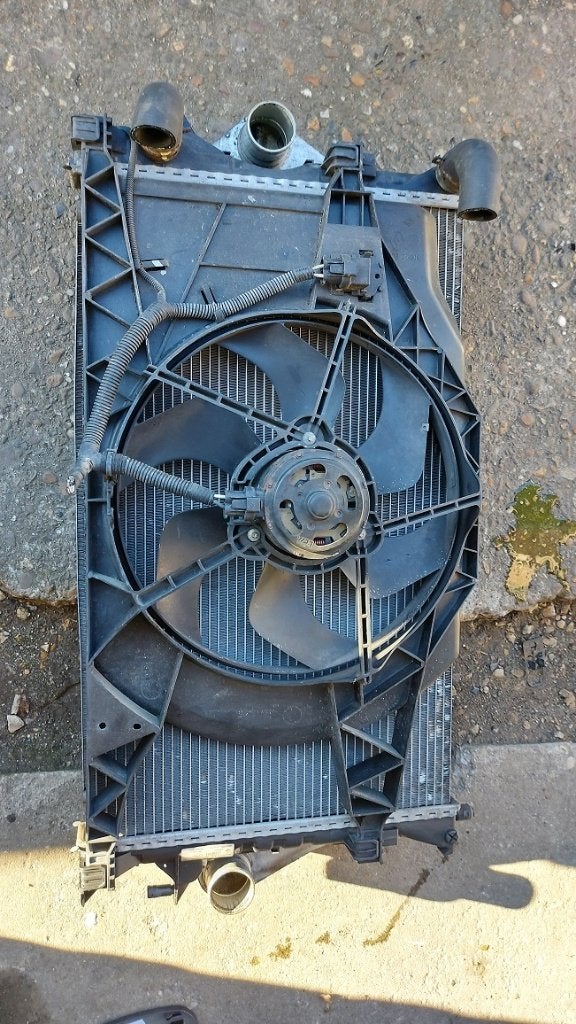 Koelvin Radiateur Espace 2006, Ophalen of Verzenden
