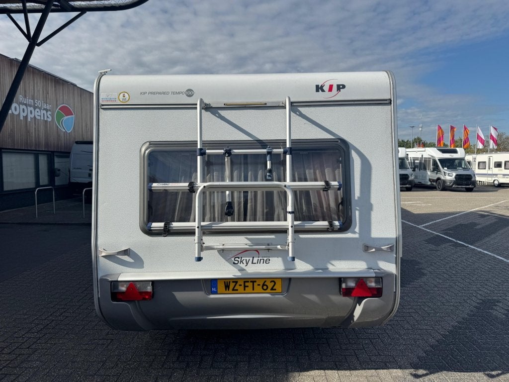 Kip Sky line Special 44 TDB 2007 Mover,Tent,Luifel!!, Caravans en Kamperen, Standaardzit, Lengtebed, Kip, Bedrijf