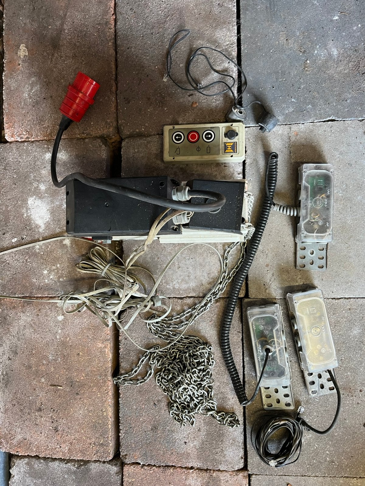 Motor overheaddeur, Ophalen, Garagedeur, Zo goed als nieuw, 120 cm of meer