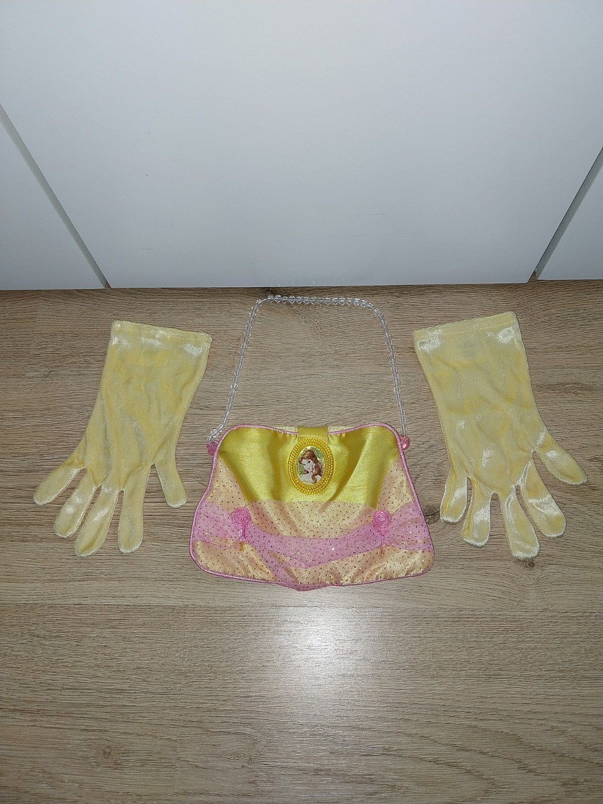 prinsessen handschoenen en tasje, Kinderen en Baby's, Carnavalskleding en Verkleedspullen, Ophalen of Verzenden, Zo goed als nieuw