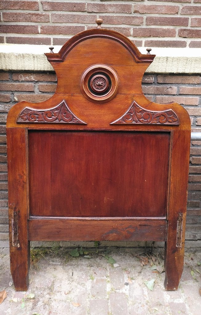 Antiek eenpersoons bed / antique single bed, Ophalen