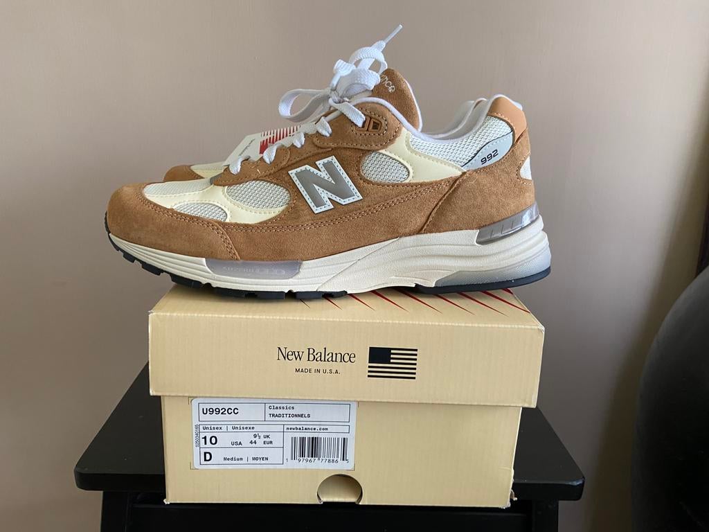 New Balance Made in U.S.A. U992CC - maat 44 - NIEUW, Bruin, Nieuw, Ophalen of Verzenden, Sneakers of Gympen