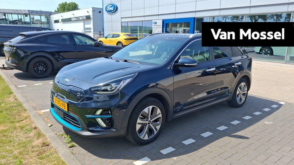 Kia e-Niro ExecutiveLine 64 kWh, Auto's, Kia, Gebruikt, 1712 kg, Blauw, Ford A1 Occasion