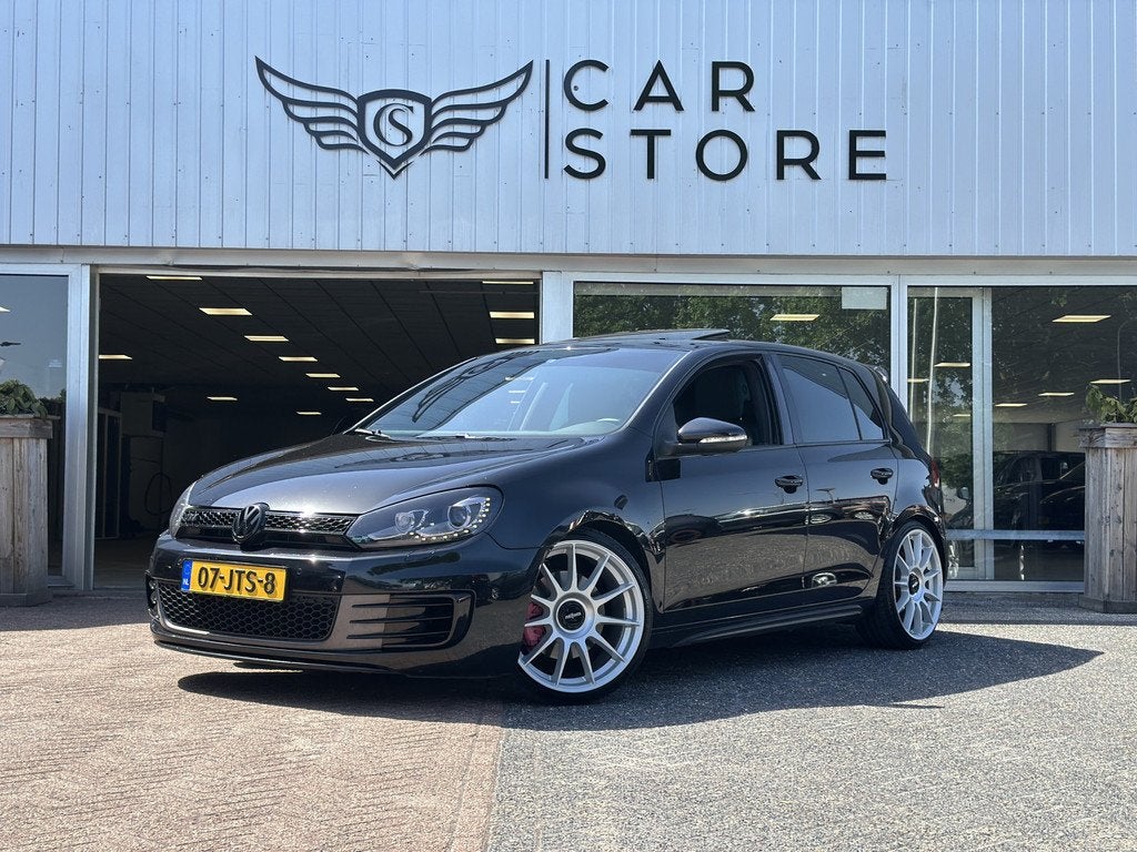 Volkswagen Golf 2.0 GTI |AIR RIDE|ROTIFORM VELGEN 19''|SCHUI, Euro 5, Gebruikt, 4 cilinders, Zwart
