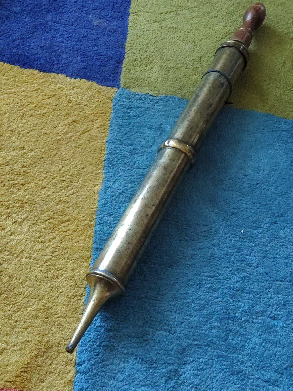 messing tuinspuit / gifspuit met houten handvat (ca., Ophalen of Verzenden