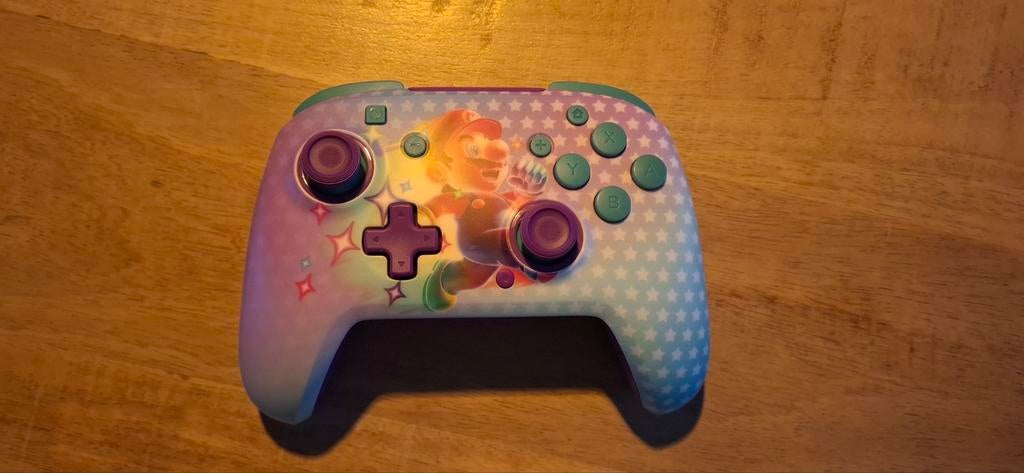 Mario nitendo switch controler, Spelcomputers en Games, Ophalen of Verzenden, Zo goed als nieuw, Met 1 controller, Switch Original