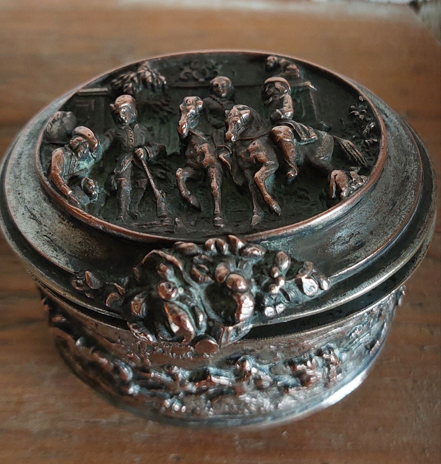 Oud 19e eeuws verzilverd/ patina sieraden-tabaks knotte doos, Ophalen of Verzenden