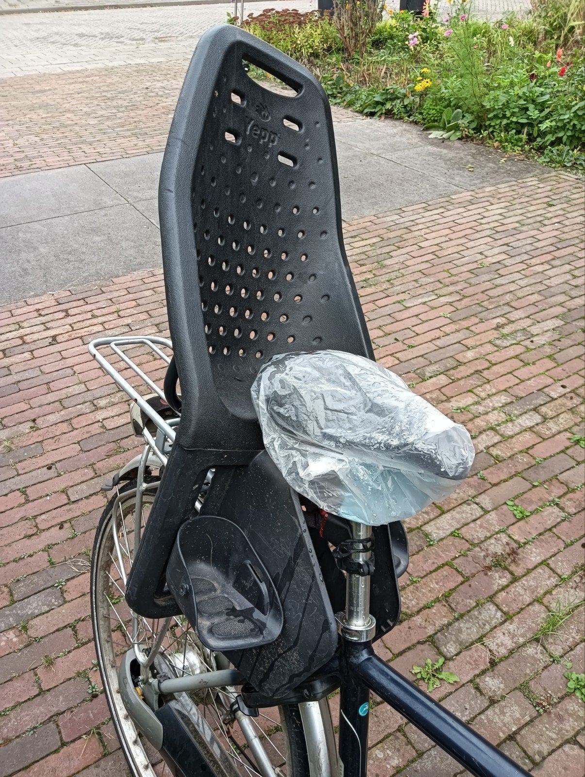 Yepp achterzitje, Ophalen, Gebruikt