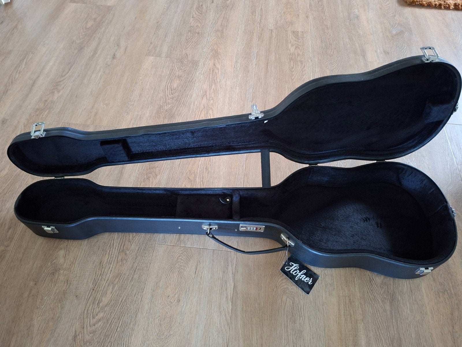 Zwarte vioolbaskoffer met cijferslot - Hofner, Muziek en Instrumenten, Ophalen of Verzenden, Nieuw, Overige instrumenten