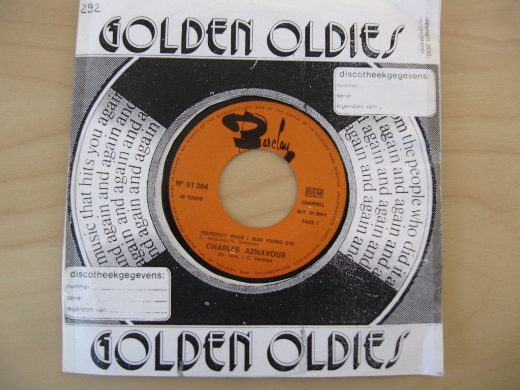 Charles Aznavour = Yesterday when I was young, Originele persing, 7 inch, Single, Ophalen of Verzenden