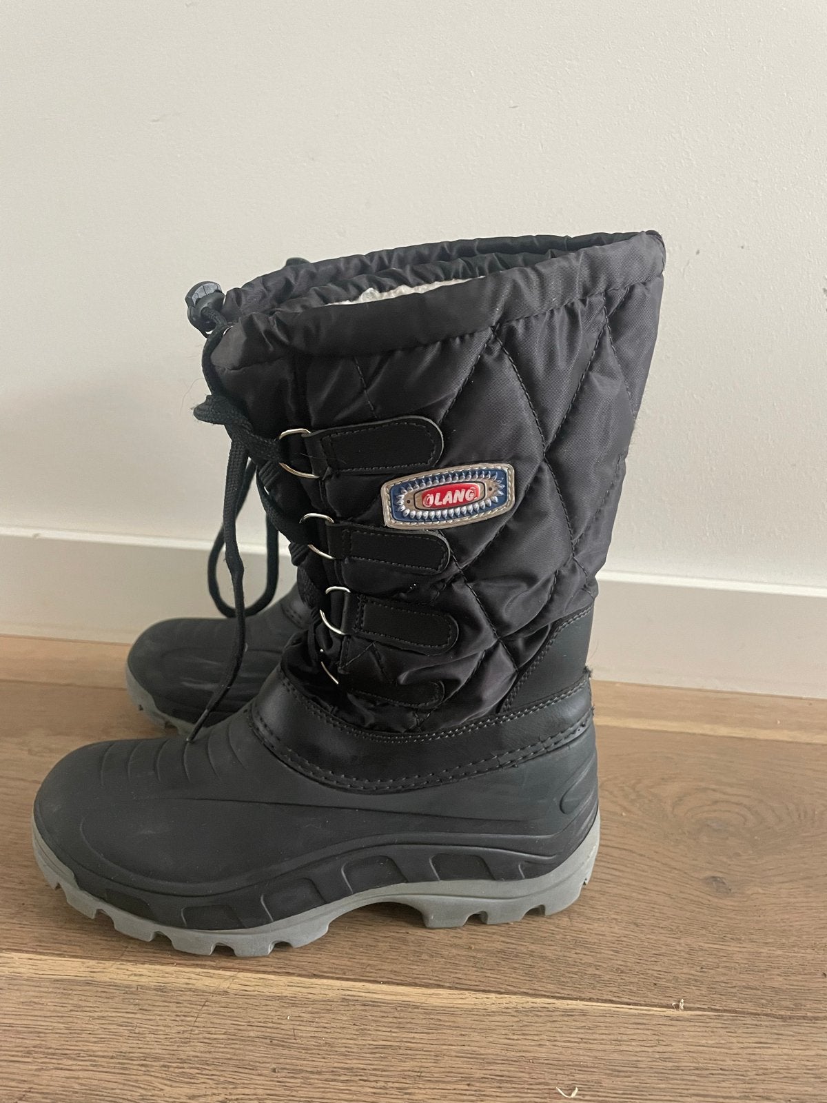 Olang snowboot maat 35/36 - Z.g.a.n., Ophalen of Verzenden, Zo goed als nieuw, Zwart, Snowboots