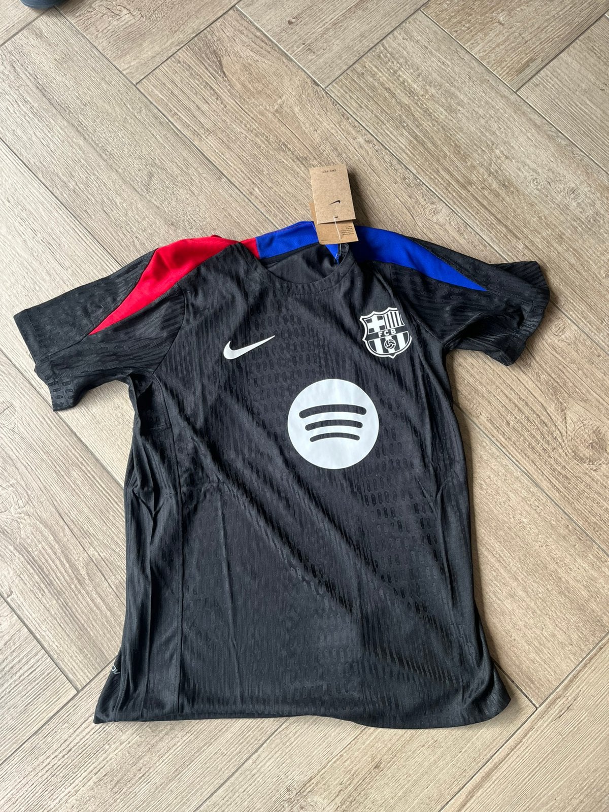 Nieuw barcelona voetbal shirt, Maat S, Ophalen of Verzenden, Nieuw, Shirt