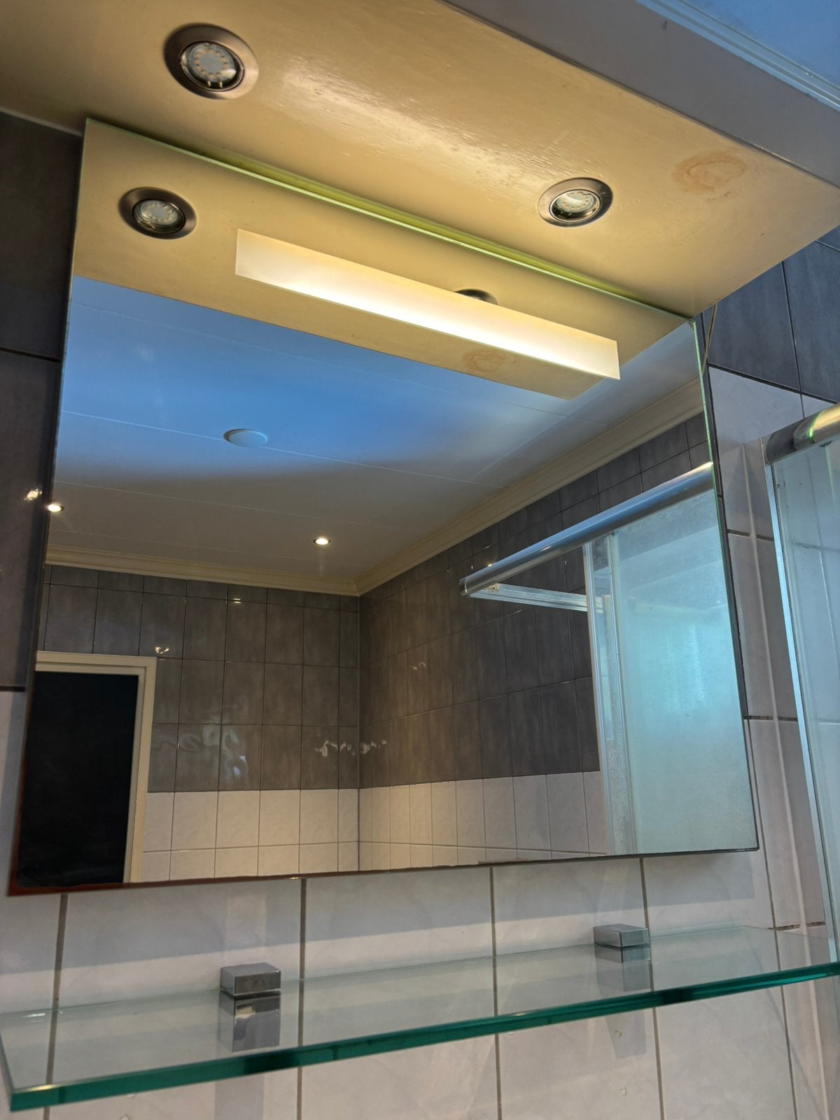 Badkamer spiegel met verlichting 80x70x3, Ophalen, Gebruikt, Overige typen, 50 tot 100 cm