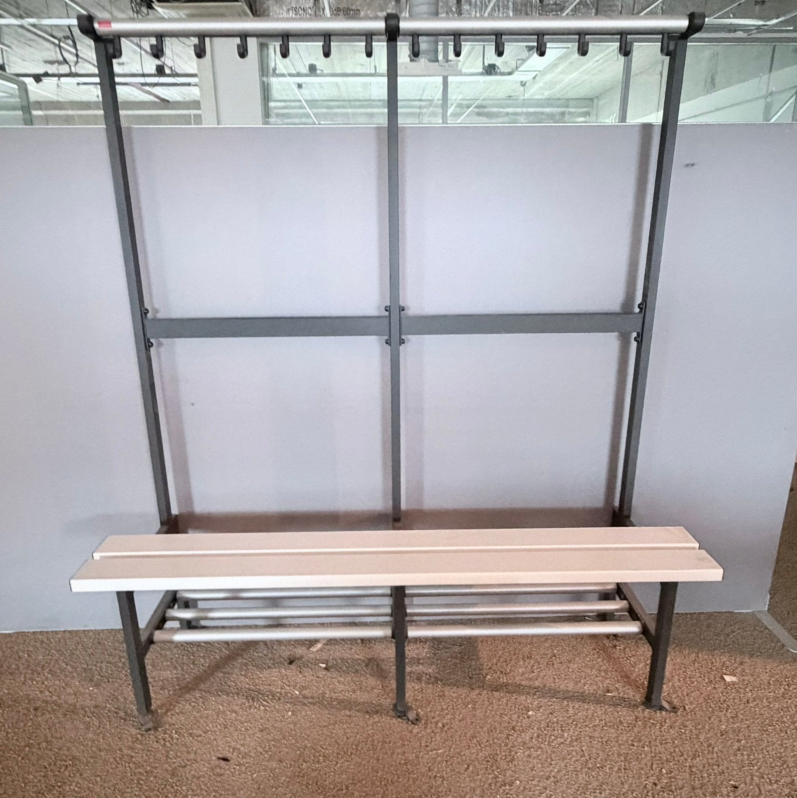 Kleedkamerbank / garderobebank Van Esch – 160 cm, Ophalen, Zo goed als nieuw