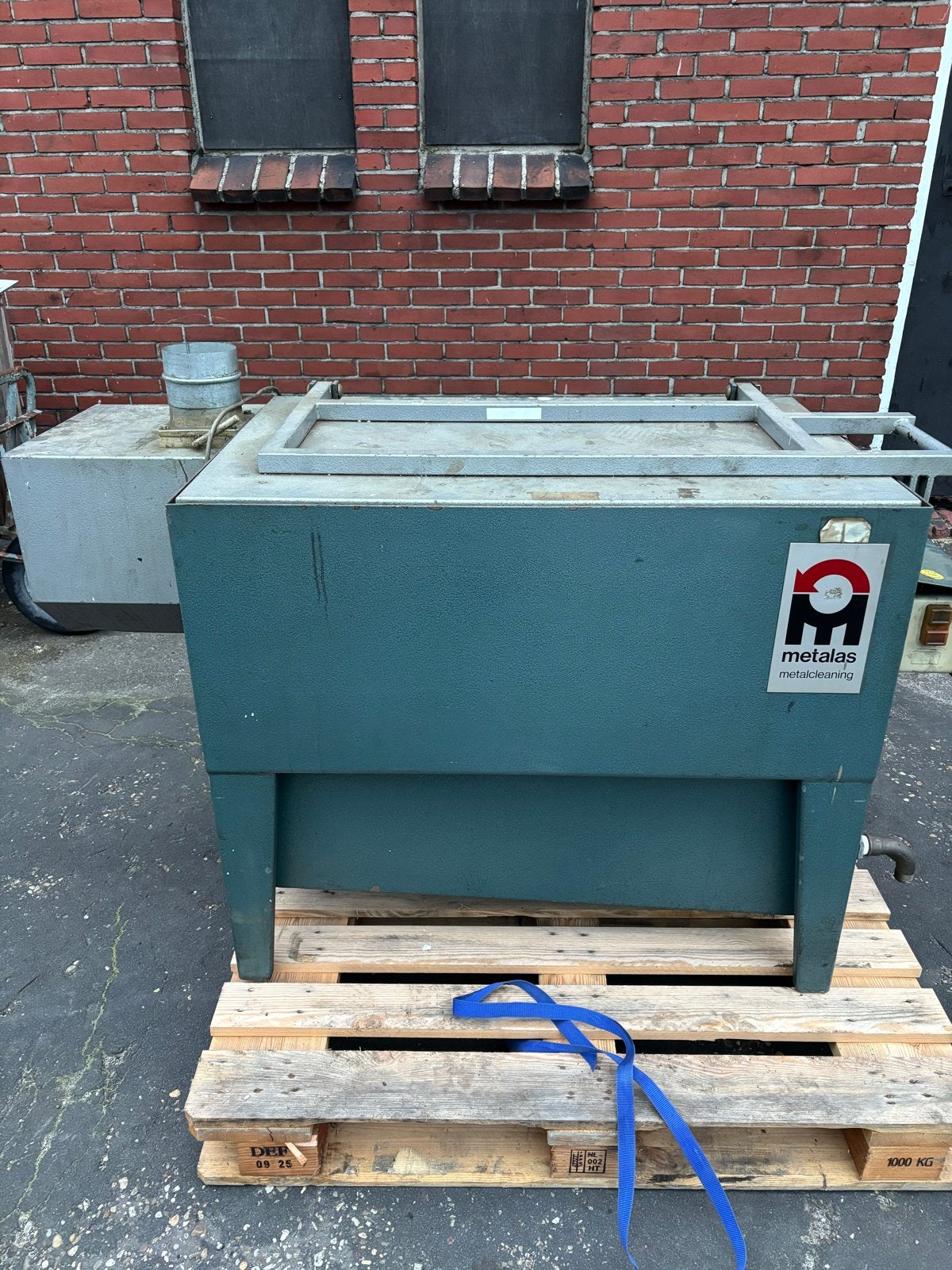 Metalas Ontvetterbak / Onderdelenreiniger, Ophalen