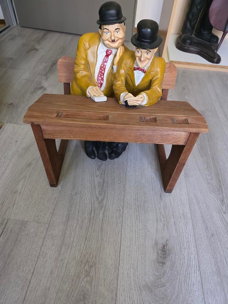Laurel en Hardy beeld, Verzamelen, Beelden en Beeldjes, Ophalen of Verzenden, Zo goed als nieuw, Mens