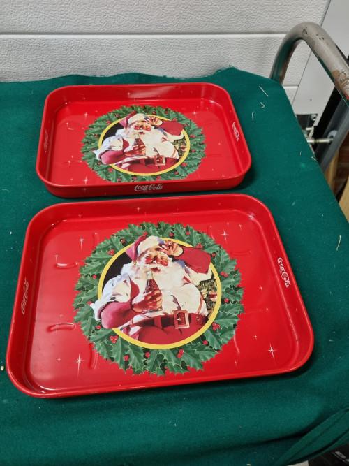 Dienblad coca cola kerst 2 stuks, Huis en Inrichting, Woonaccessoires | Dienbladen, Ophalen of Verzenden, 'T Olde Gre-j, Info@toldegrej.nl