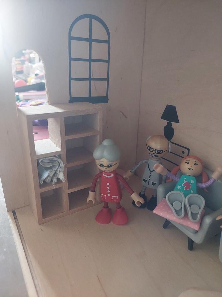 Leuk klein poppenhuisje! Weinig gebruikt, Ophalen of Verzenden, Zo goed als nieuw, Poppenhuis