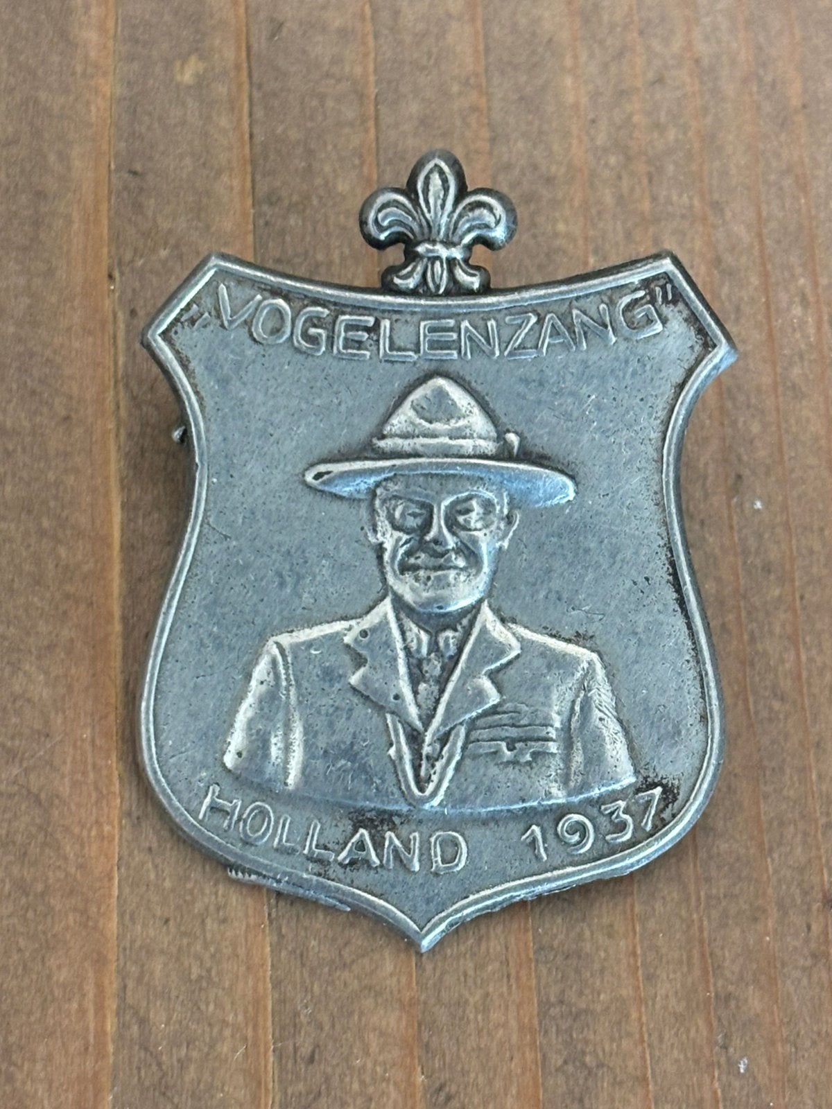 Speldje Wereldjamboree 1937 Vogelenzang Holland Baden-Powell, Verzamelen, Scouting, Ophalen of Verzenden, Gebruikt, Embleem, Speld of Insigne