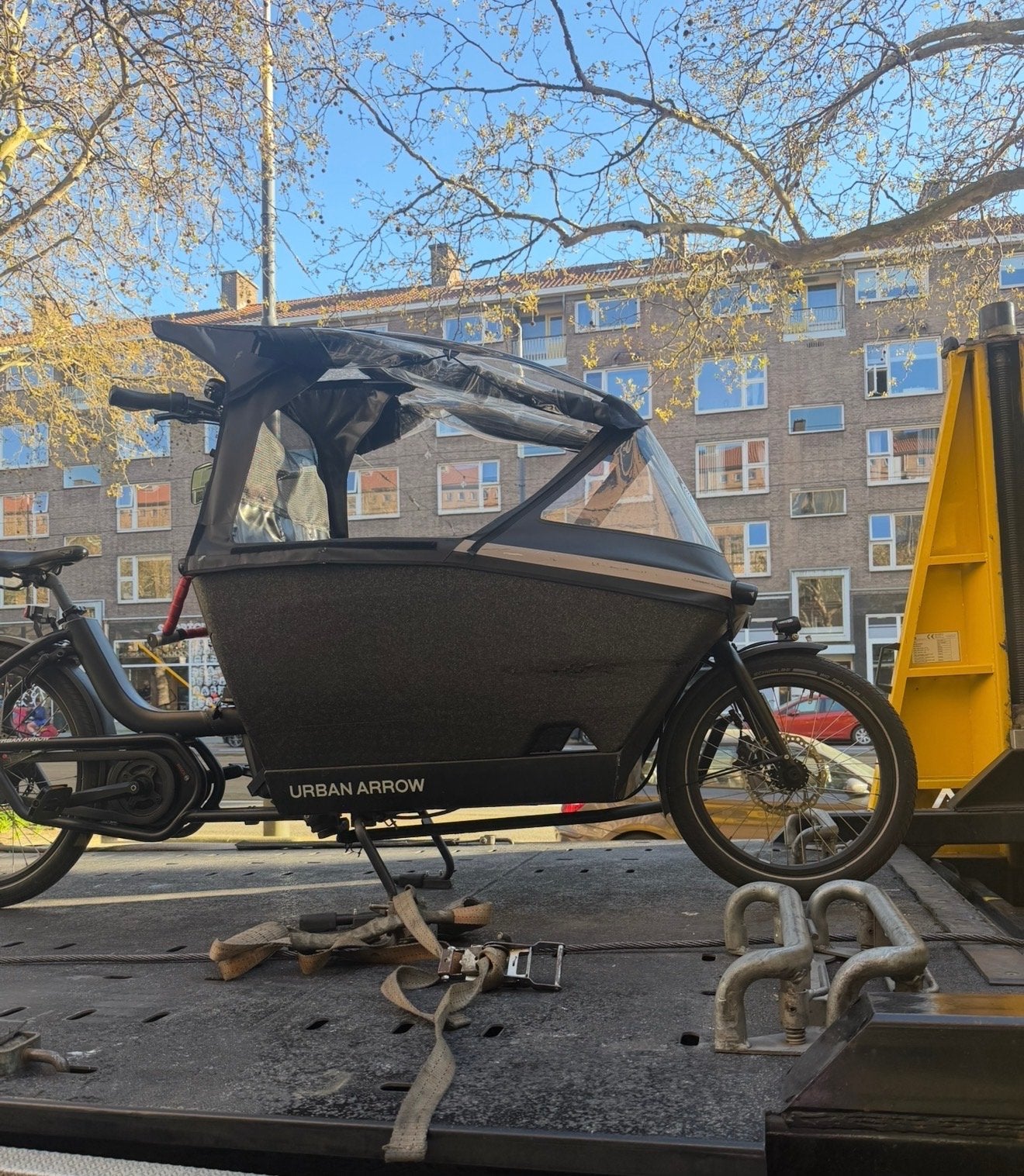 GESTOLEN: Urban Arrow bakfiets met regenhuif, Overige merken, Gebruikt, Elektrisch, Ophalen of Verzenden