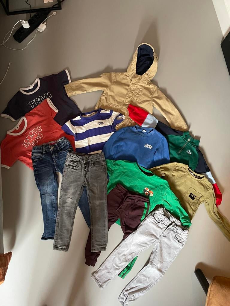 Grote set jongenskleding maat 104 (HEMA, Zara, Moodstreet, e, Ophalen of Verzenden, Gebruikt, Jongen, Setje