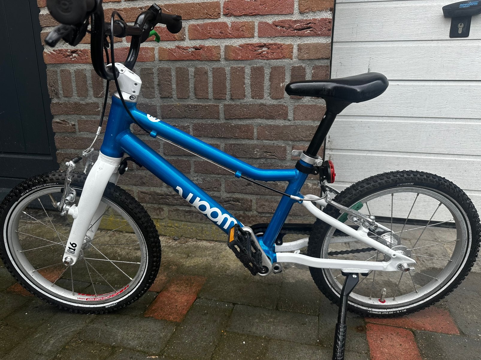 Woom 3 - metallic blauwe kinderfiets, Fietsen en Brommers, Ophalen, Gebruikt, Velgrem, 16 tot 20 inch