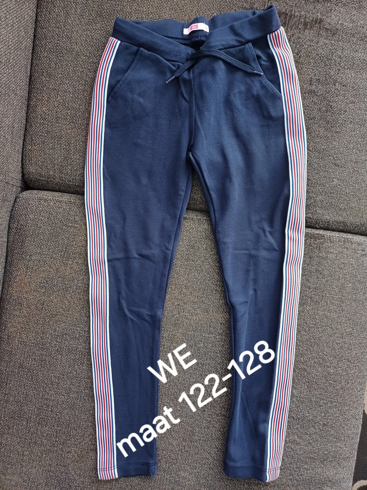 WE broek maat 122-128, Kinderen en Baby's, Broek, Gebruikt, Meisje, Ophalen of Verzenden