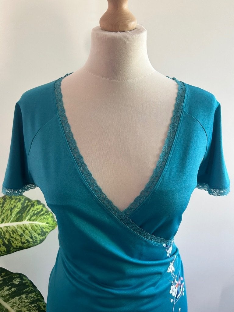 King Louie maat L blauwe Aziatische crossdress jurk 3368, Blauw, Maat 42/44 (L), Ophalen of Verzenden, Zo goed als nieuw