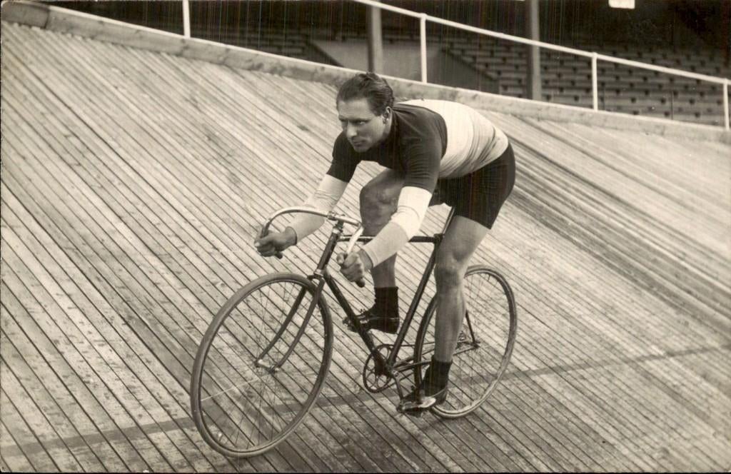 Piet Moeskops - Fotokaart - Wielrenner, Ophalen of Verzenden, Voor 1920, Ongelopen, Zuid-Holland