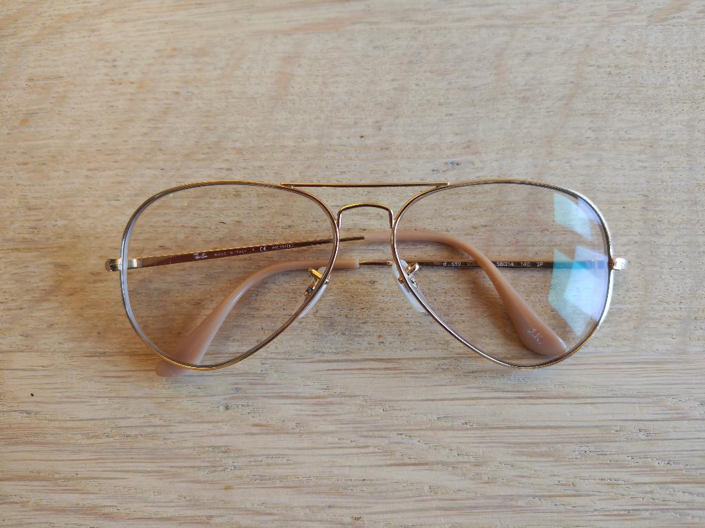 Ray ban pilot aviator model, Sieraden, Tassen en Uiterlijk, Zonnebrillen en Brillen | Heren, Ophalen of Verzenden, Zo goed als nieuw