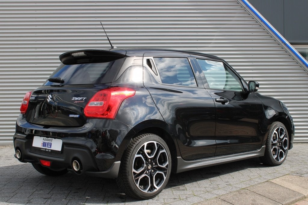 Suzuki Swift 1.4 Sport SmartHybrid | Adap. Cruise | Navi | C, Auto's, Dealer onderhouden, Stof, Gebruikt, 4 cilinders