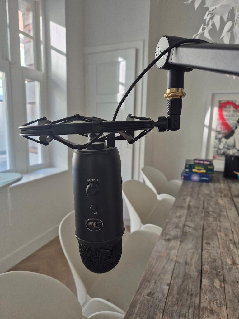 Blue Yeti USB-condensatormicrofoon met standaard, Ophalen, Zo goed als nieuw, Studiomicrofoon