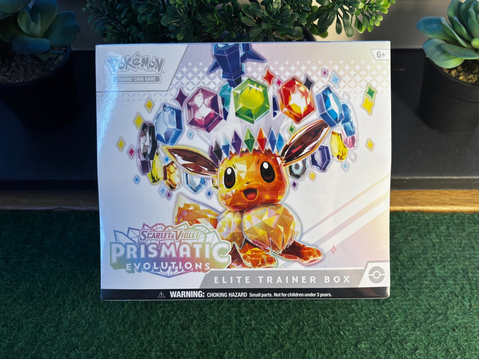 Pokémon Prismatic Evolutions Elite Trainer Box (etb) !, Ophalen of Verzenden, Nieuw, Overige typen, Foil