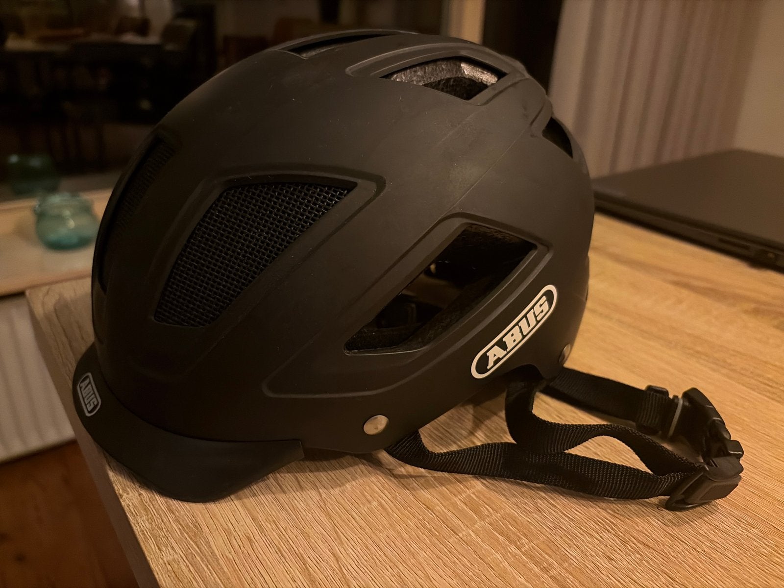 ABUS Hyban 2.0 Fietshelm - Maat M (52-58cm), Fietsen en Brommers, Fietsaccessoires | Fietshelmen, Ophalen, Zo goed als nieuw, M