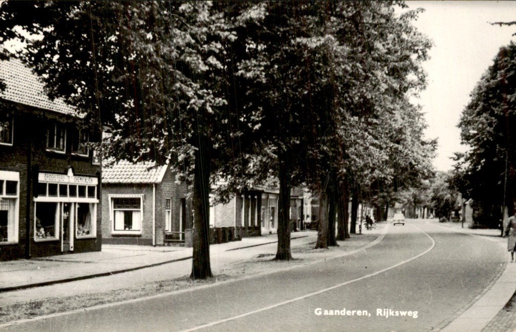 Gaanderen - Rijksweg - Straatzicht, Ophalen of Verzenden, 1960 tot 1980, Gelopen, Gelderland