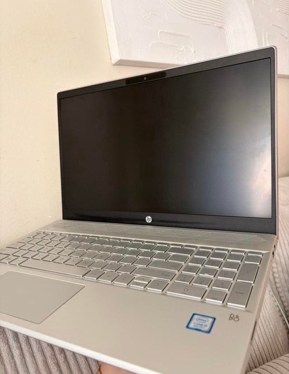 HP Pavilion 15 Laptop - Goede staat, snel en betrouwbaar, Computers en Software, Windows Laptops, Ophalen, Gebruikt, HDD, 2 tot 3 Ghz