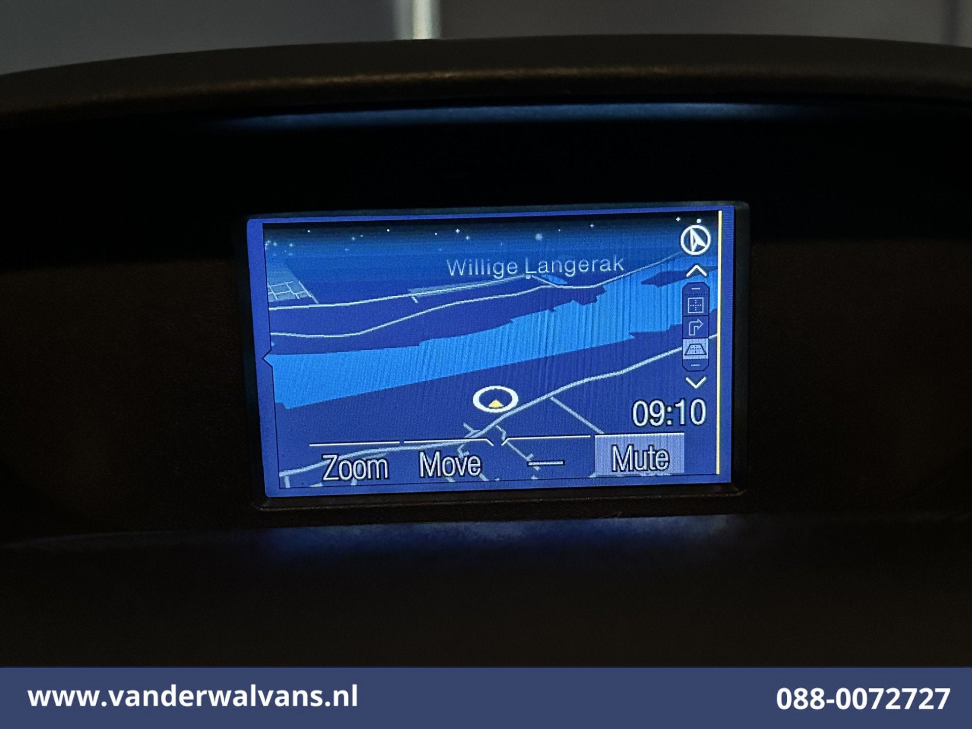 Ford Transit 2.2 TDCI L4H3 Airco | Camera | Navigatie | Crui, Auto's, Gebruikt, Zwart, 4 cilinders, 2800 kg