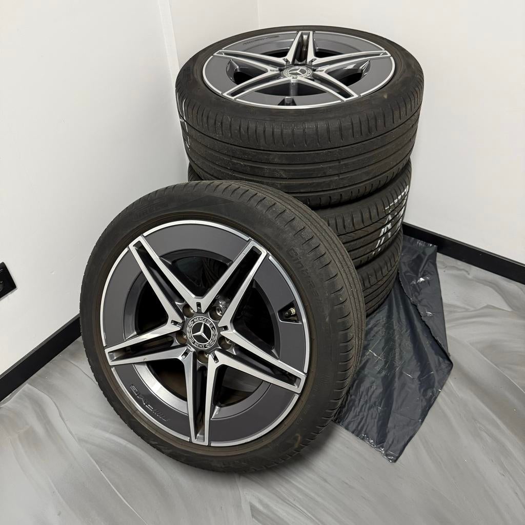 Originele 18" Mercedes Benz AMG velgen + nieuwe banden, Auto-onderdelen, Banden en Velgen, Banden en Velgen, Zomerbanden, 18 inch