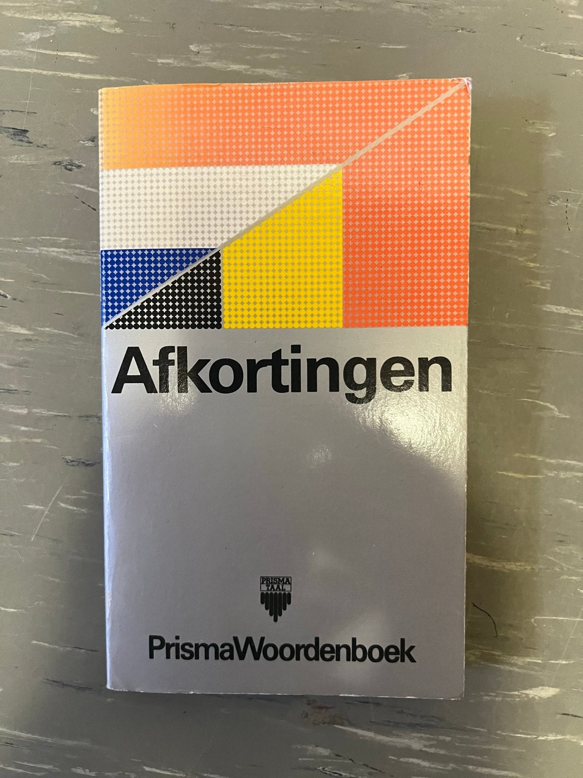 Prisma Woordenboek Afkortingen - Handig naslagwerk, Ophalen of Verzenden, Gelezen, Prisma of Spectrum, Nederlands