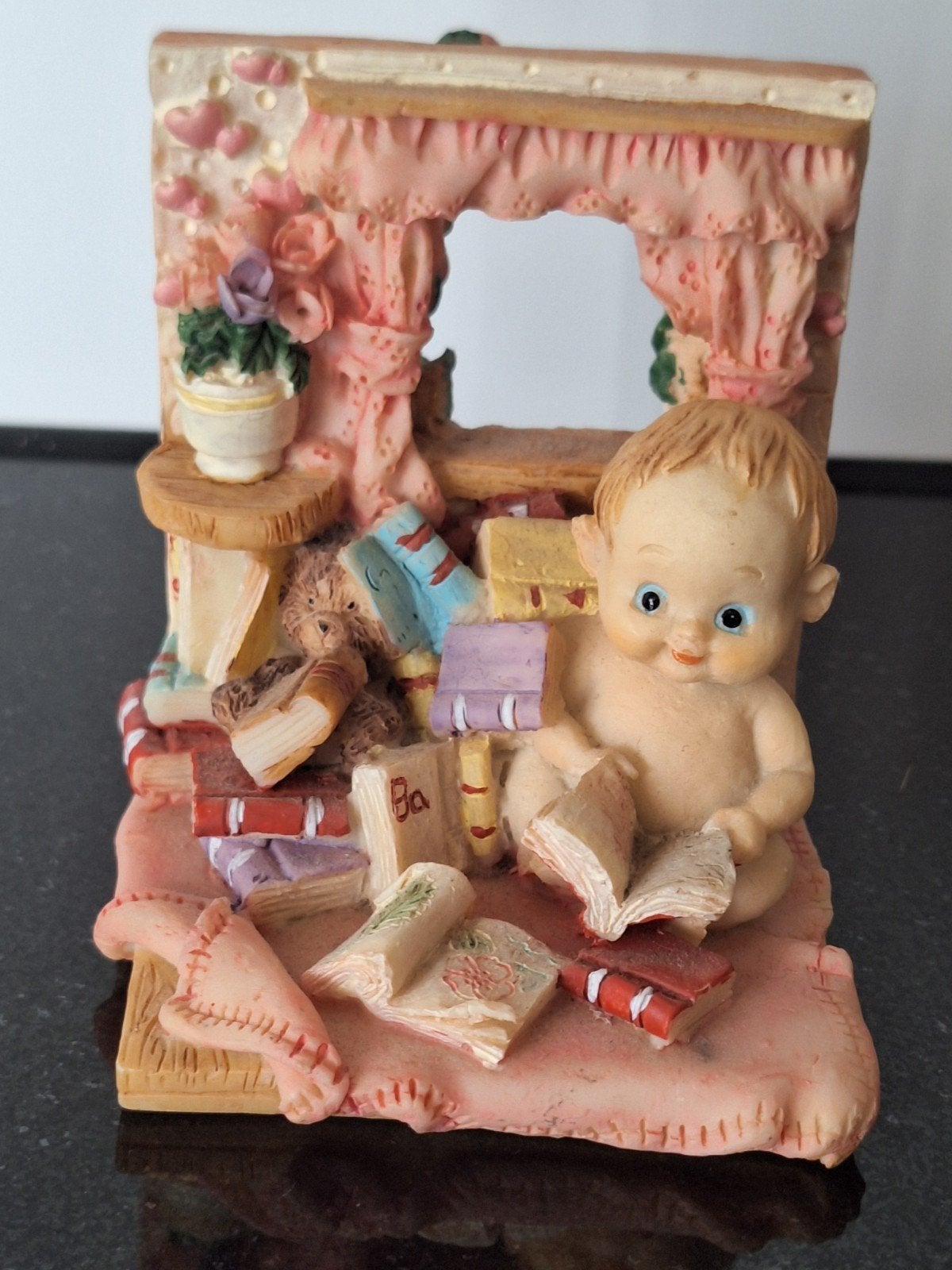 Vintage Boekensteun met Baby en Boeken, Ophalen, Gebruikt, Mens