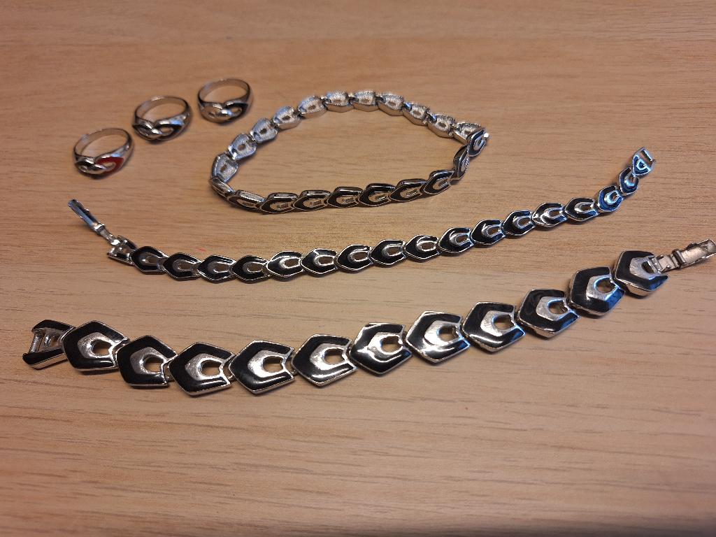 Set 3 armbanden & 3 ringen, zilver & zwarte emaille, Ophalen of Verzenden, Zo goed als nieuw, Zilver, Overige materialen
