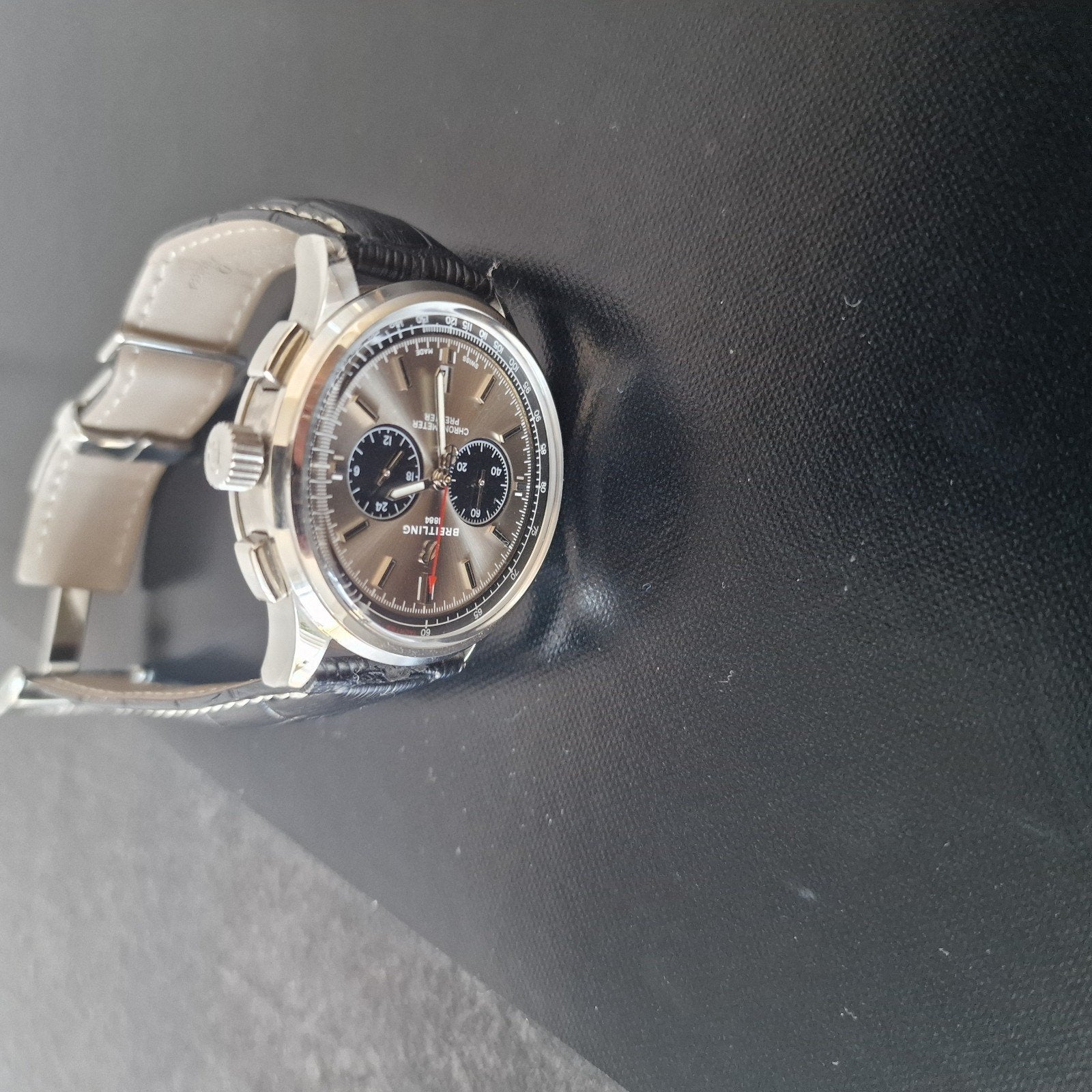 Breitling Premier B01 Chronograph 42mm quartz., Ophalen of Verzenden, Zo goed als nieuw, Leer, Breitling