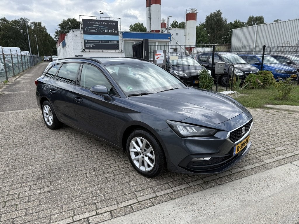 SEAT Leon Sportstourer 2.0 TDI FR Launch Ed*NETTOEXPORTPRIJS, Auto's, Dealer onderhouden, Stof, Gebruikt, Euro 6