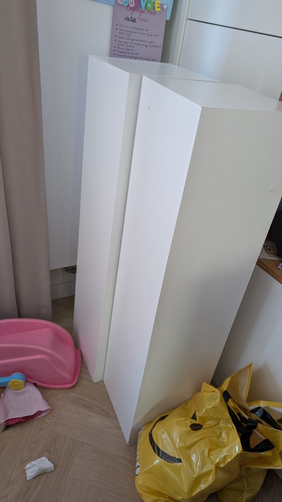 Witte zuilen/sokkels voor decoratie of evenementen, Ophalen, Hout, Gebruikt, Modern