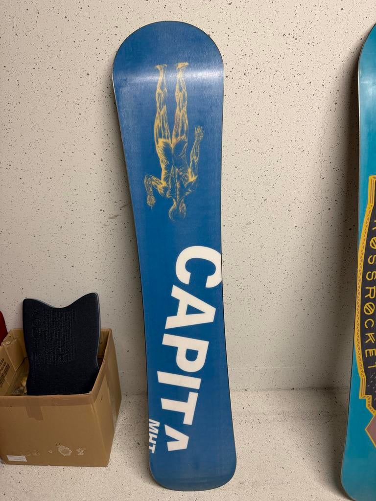 Capita Snowboard 150 cm, Sport en Fitness, Snowboarden, Ophalen, Gebruikt, Board