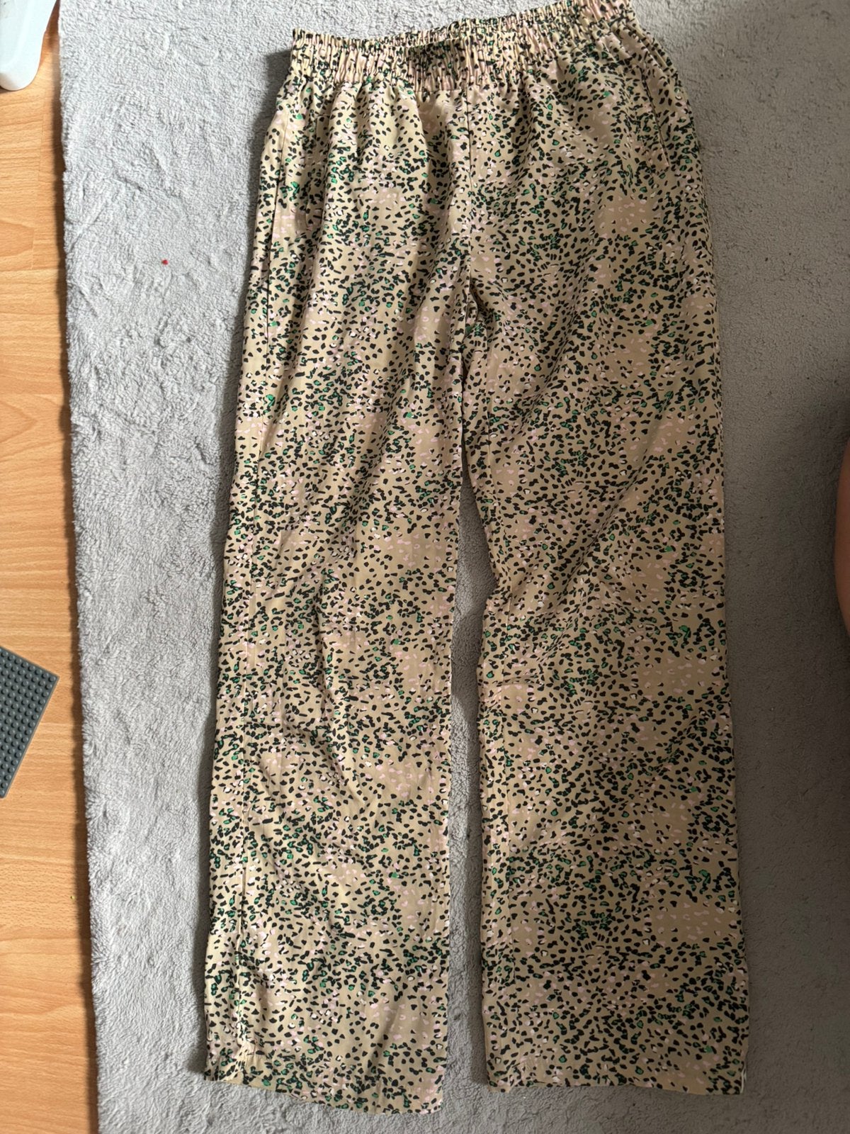 Beige broek met gekleurde stippen en wijde pijpen, Ophalen, Zo goed als nieuw, Meisje, Broek