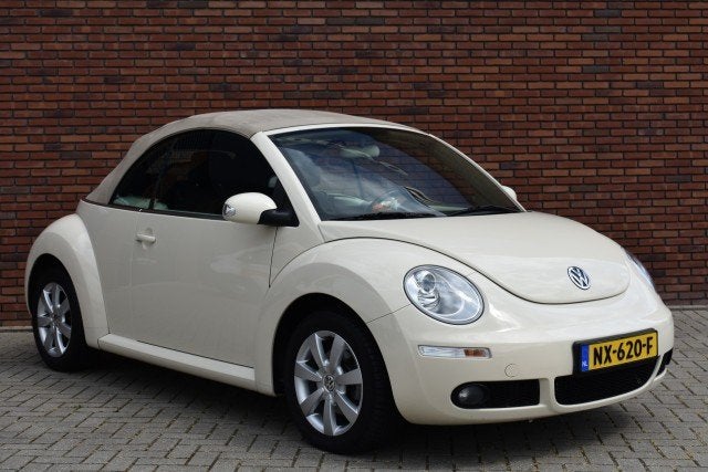 Volkswagen Beetle (Kever) 1.4 Cabriolet 55KW 2006 Roomwit, Auto's, Voorwielaandrijving, 74 pk, Beetle (Kever), 4 cilinders