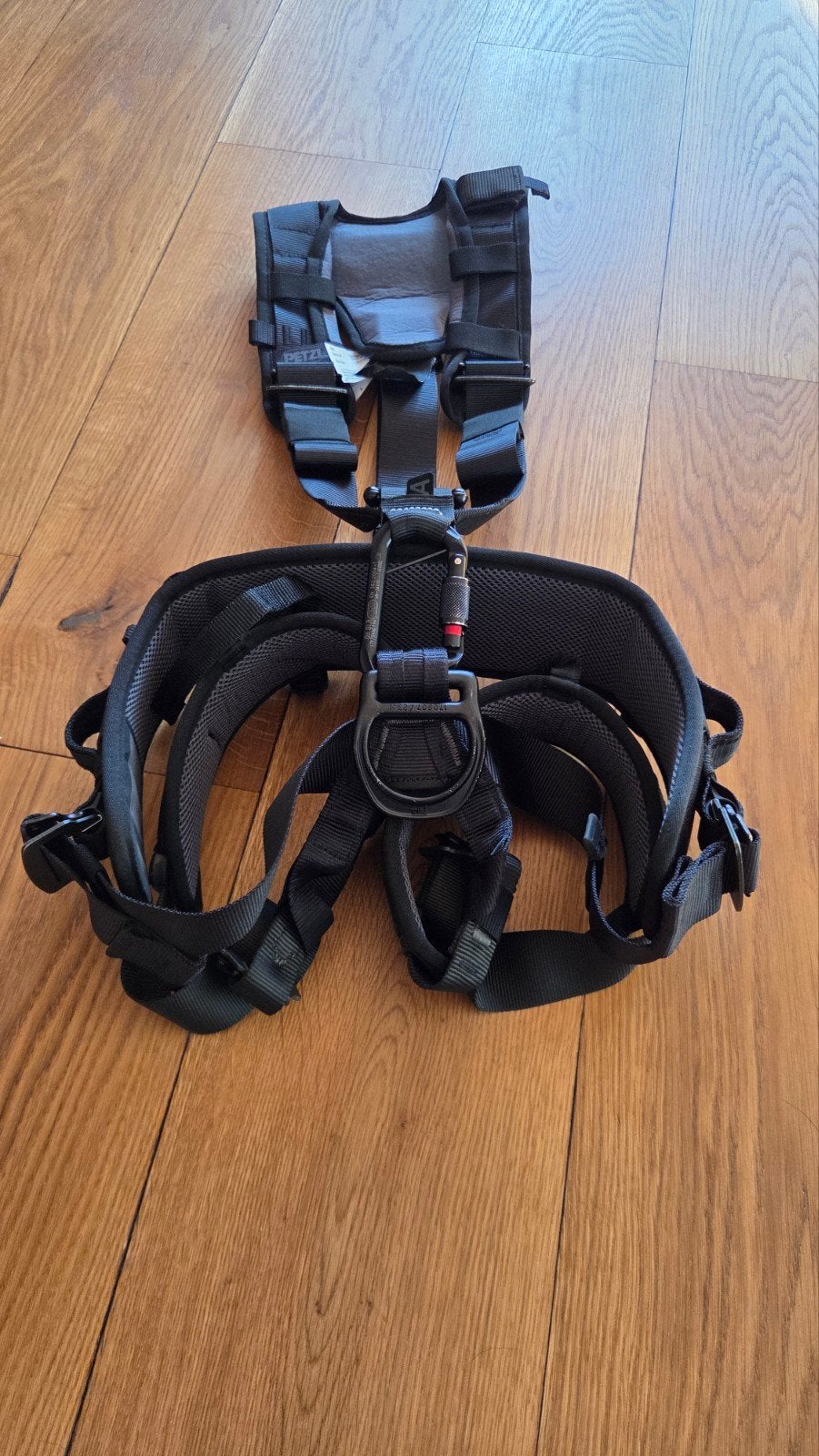 Petzl Klimset: Helm en Klimgordel Falcon Mountain & Vertex, Ophalen of Verzenden, Zo goed als nieuw, Klimsport-accessoire
