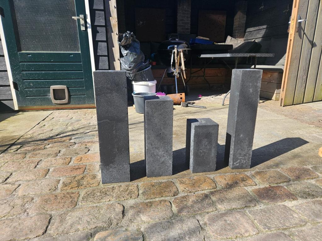 Nieuwe betonpoeren 12x12x60, 15x15x30, 15x15x45, 15x15x60, Ophalen of Verzenden, Nieuw, Minder dan 180 cm, Palen