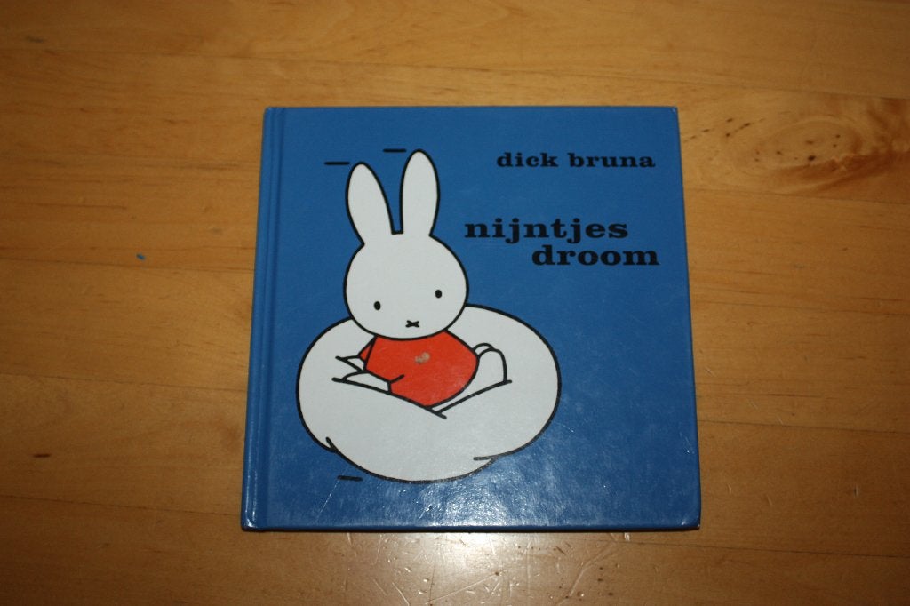 Nijntjes droom, Dick Bruna, woordenloos boek, Ophalen of Verzenden, Gelezen, Dick Bruna, 2 tot 3 jaar